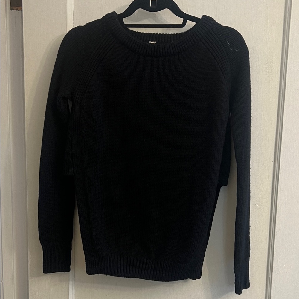 Lululemon Black Knit Sweater